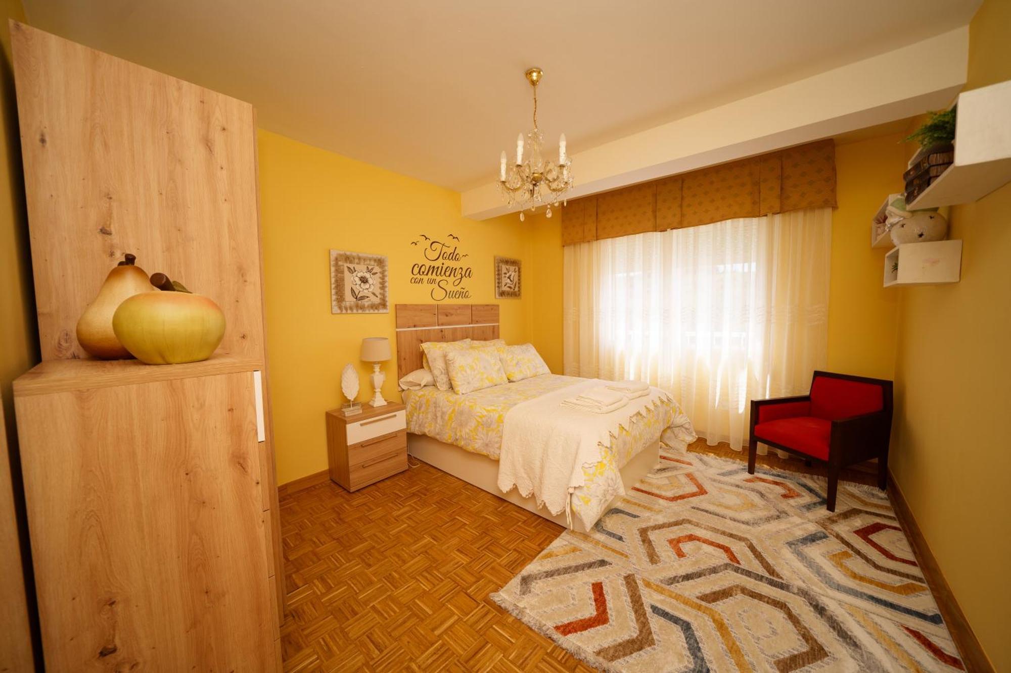Antoxos Sacra Home II Chantada Bagian luar foto